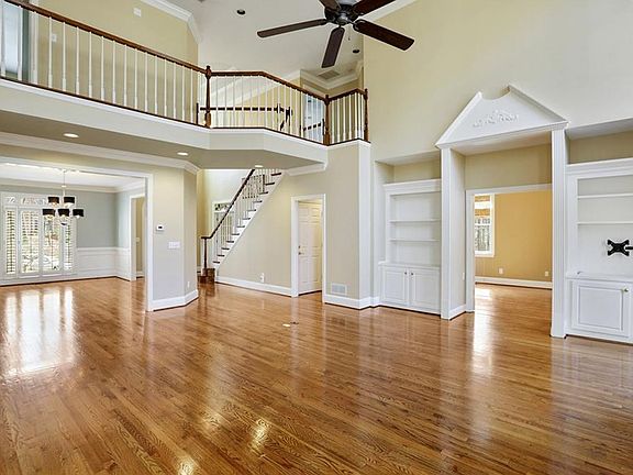 5th image of 9405 Red Bird Ln