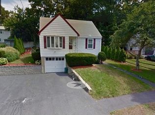 33 Saville St, Saugus, MA 01906