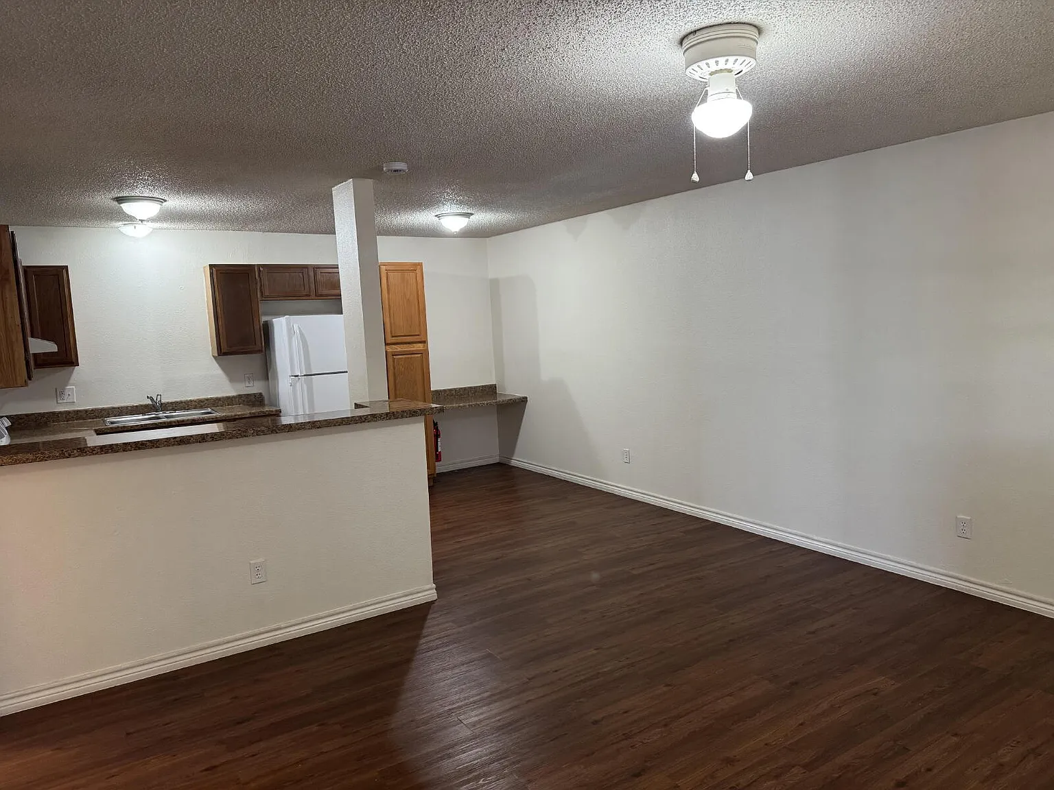 1 bed, 1.0 bath, 680 sqft, $825 — Photo 4