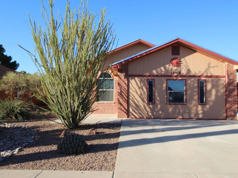 1st image of 12413 Flora Alba Dr