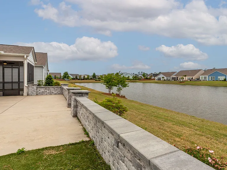 7129 Spoleto Dr — Photo 47
