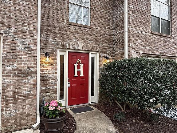 2nd image of 110 Frances Ln