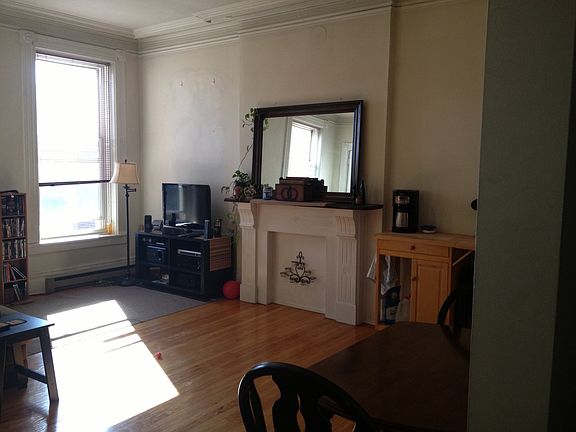 3rd image of 126 2nd St APT 10