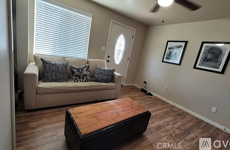 820 Jackson St — Photo 10