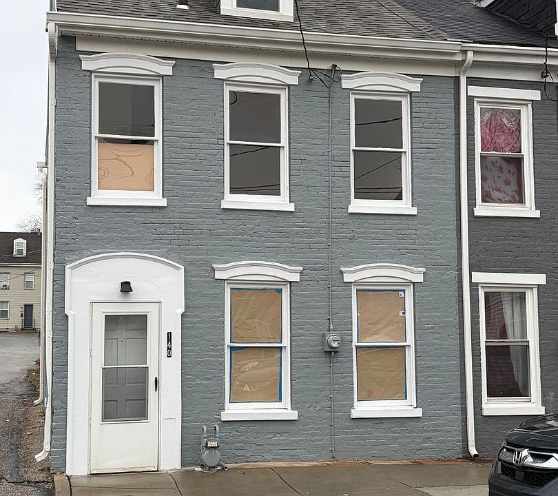1st image of 140 E South St