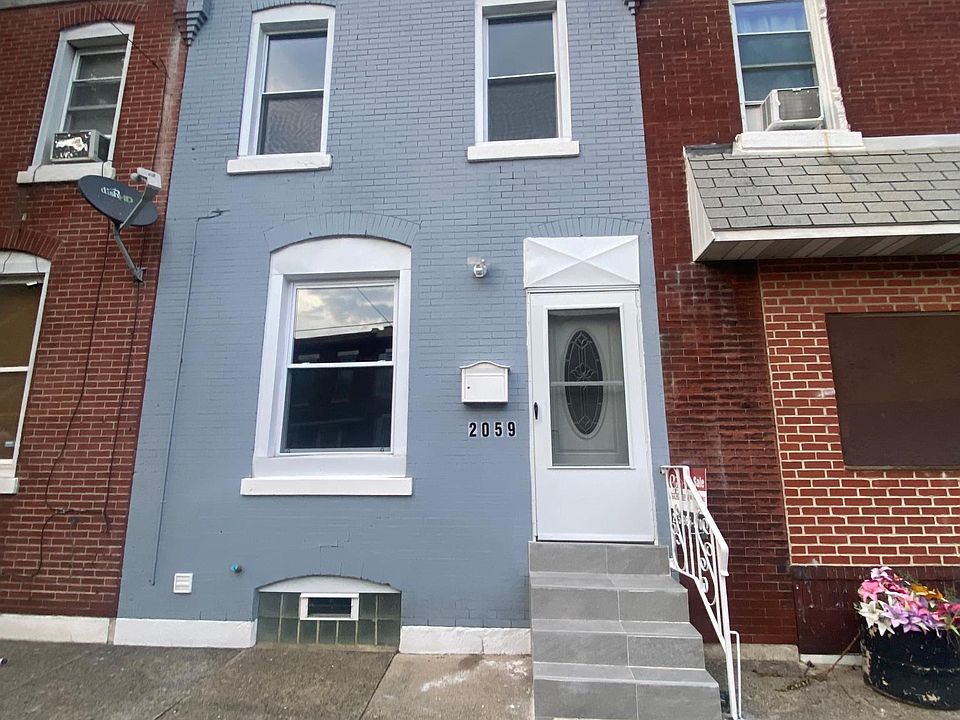 1st image of 2059 E Ontario St