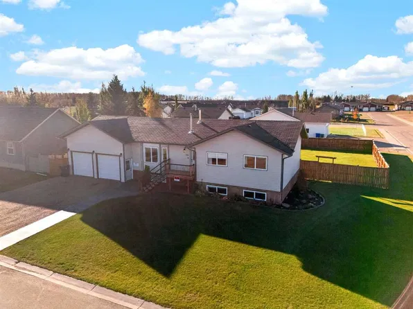 9210 E 101st St, Mackenzie County, AB T0H 2H0