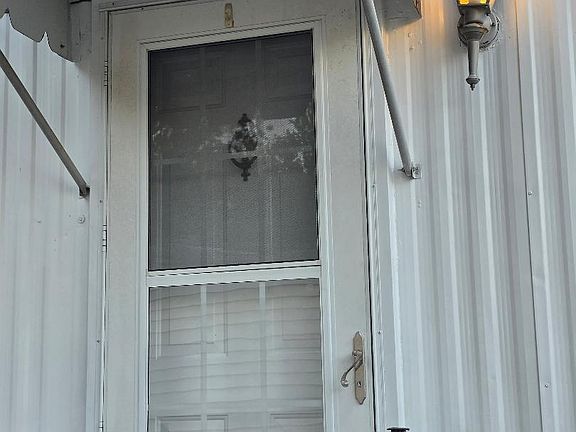2nd image of 1762 Crown Point Rd #2310B