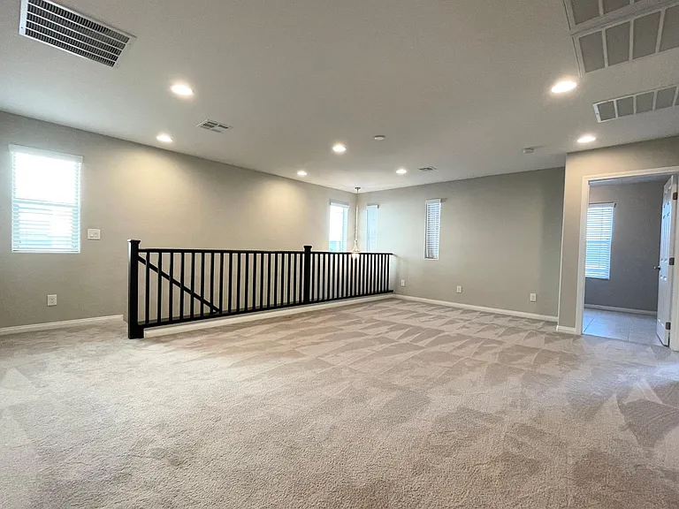 9458 Isla Lee Ave — Photo 5