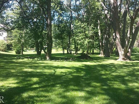 4th image of 37416 Comanche Dr