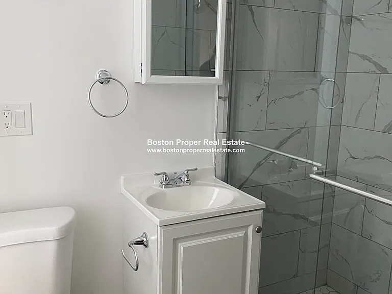 81 Park Dr #A — Photo 6