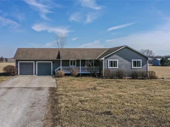 117 Hayes Rd, Wellsville, KS 66092
