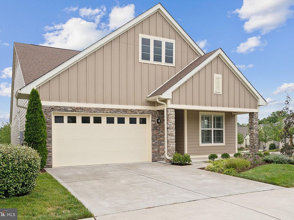 1st image of 139 Towhee Dr