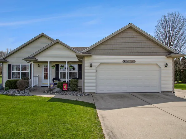 32873 Zinfandel Ave, Paw Paw, MI 49079