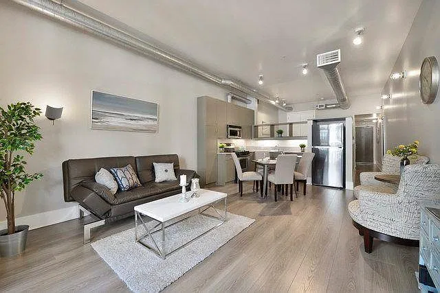 1 bed, 736 sqft, $3,500 — Photo 4