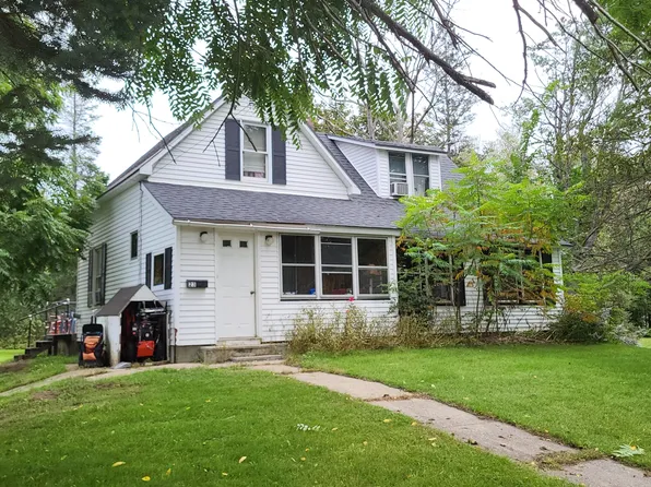 23 Howard Street, Mexico, ME 04257