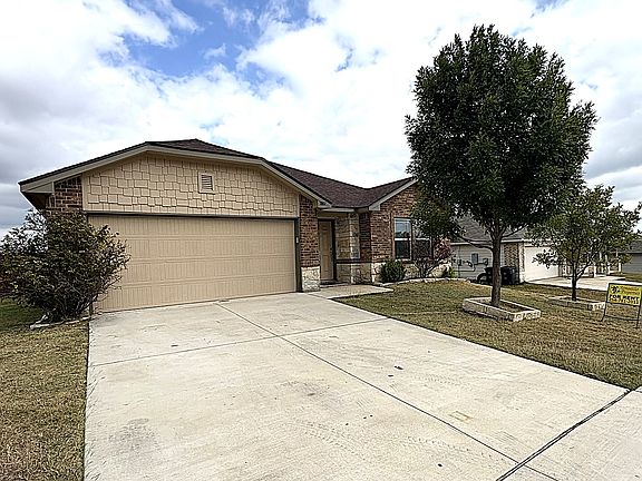 2nd image of 3807 Flatrock Mountain Dr