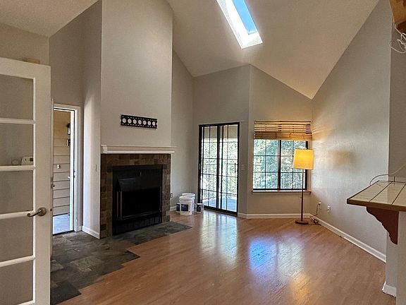 Fresh coat of paint throughout!