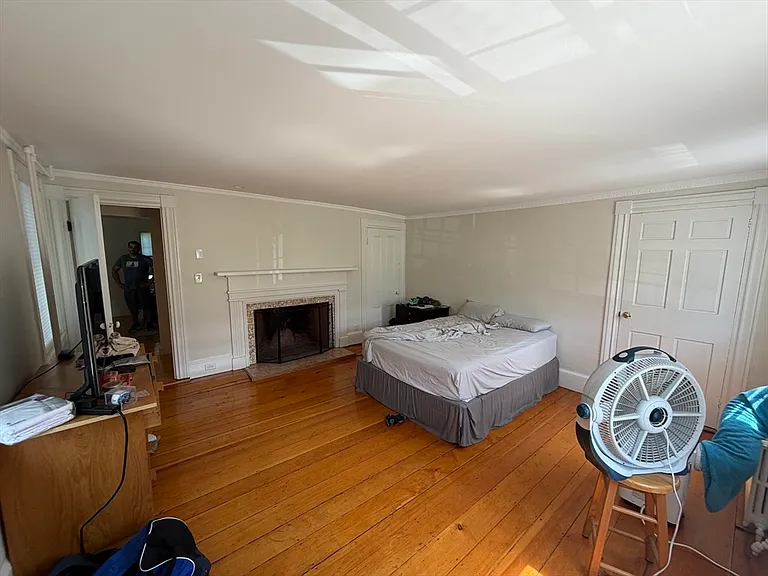 51 Elm St #2 — Photo 9