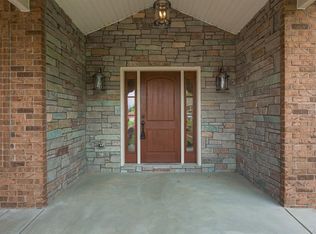 1921 Old Sandila Ln, Brighton, MI