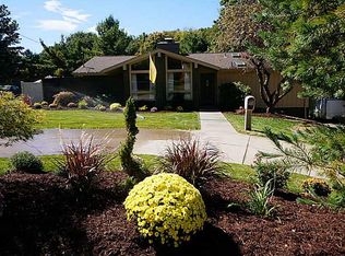 2472 Southvue Dr, Pittsburgh, PA 15241