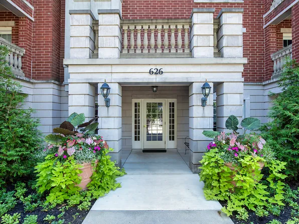 626 Homewood Ave APT 405, Highland Park, IL 60035