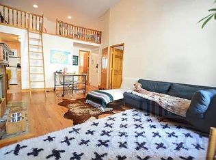 42 W 69th St APT 1A, New York, NY 10023