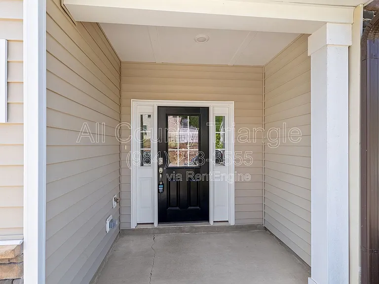 1176 Channel Drop Dr — Photo 2