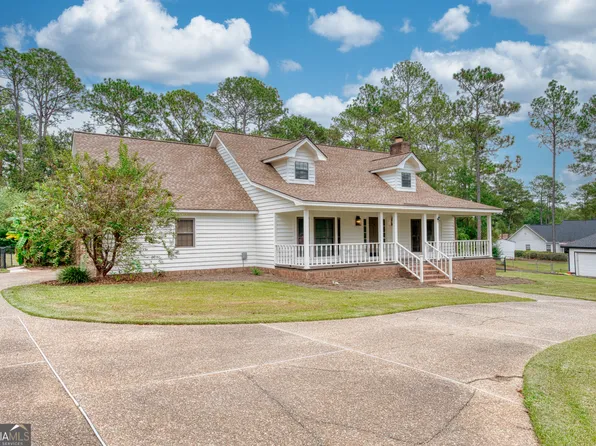 5 Bracken Dr, Moultrie, GA 31768