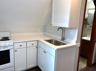 64 Eddy St FLOOR 3, North Attleboro, MA 02760