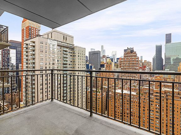3rd image of 330 E 39th St APT 25G