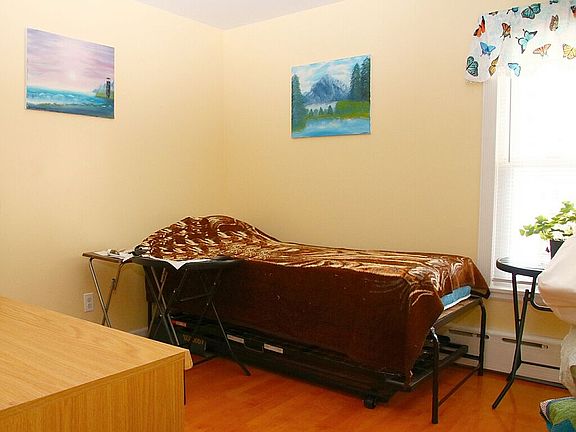 4th image of 106 Just Ct