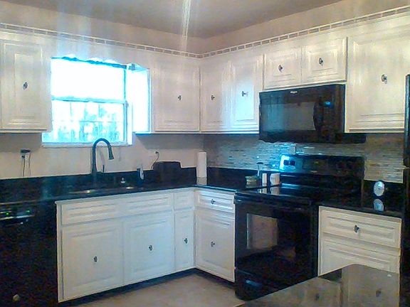all new kitchen / granite