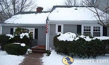 Stoneridge Estates End Unit Rare Find!!