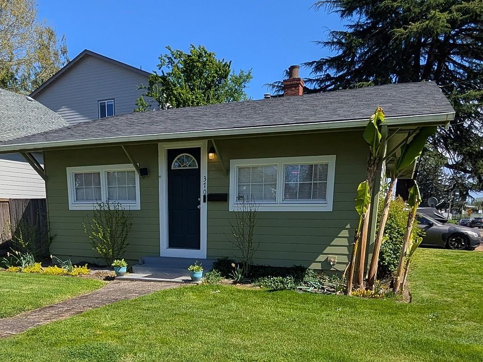 1st image of 370 24th St NE