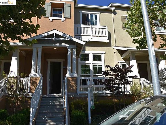 3rd image of 22500 Amador St Unit 4