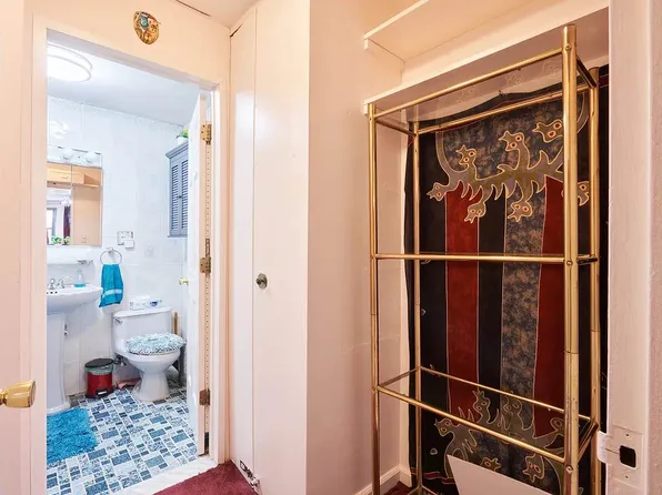 85 8th Avenue image 8 of 12