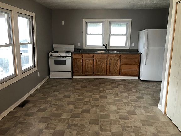3rd image of 120 McKitterick Ave
