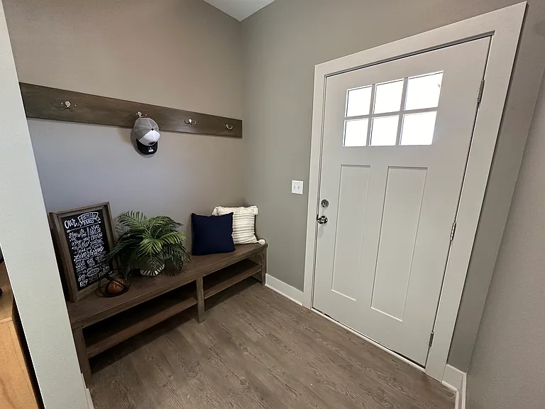 540 Long Path Ct — Photo 3