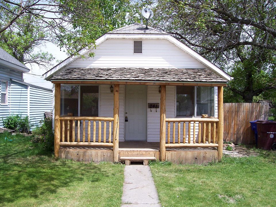 1st image of 241 E 500th St N