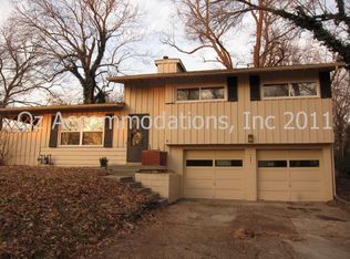 7041 NW Avalon St, Kansas City, MO 64152