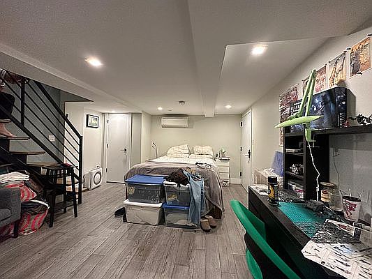 5th image of 632 Sterling Pl #1B