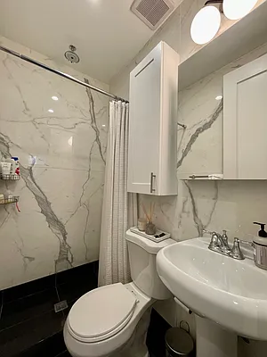 Rented by Douglas Elliman | media 14