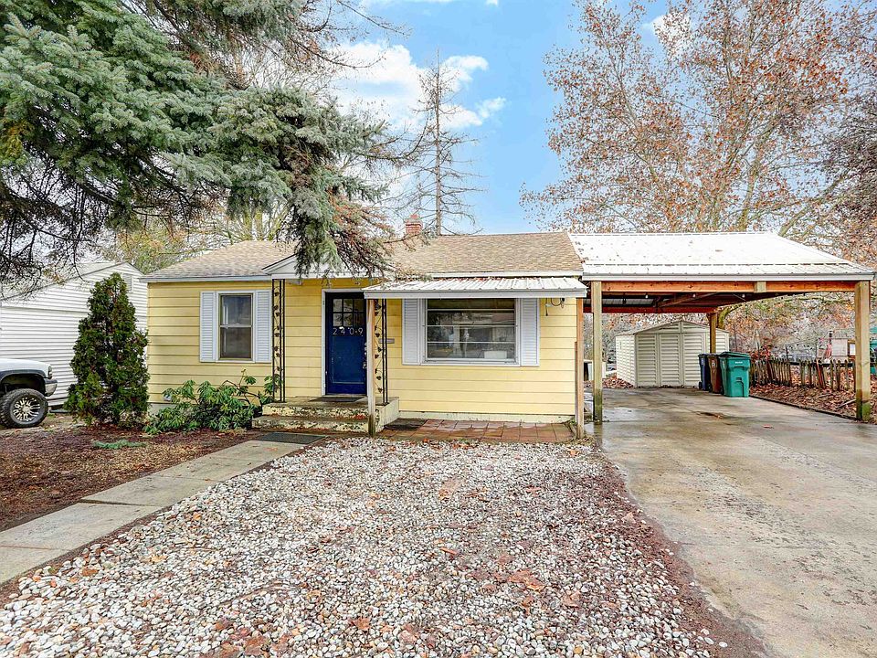 1st image of 2409 W Francis Ave