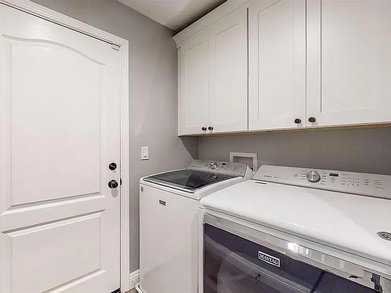 1609 Hopper Ave — Photo 17