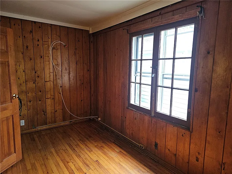 9 Rowley St #3 — Photo 12