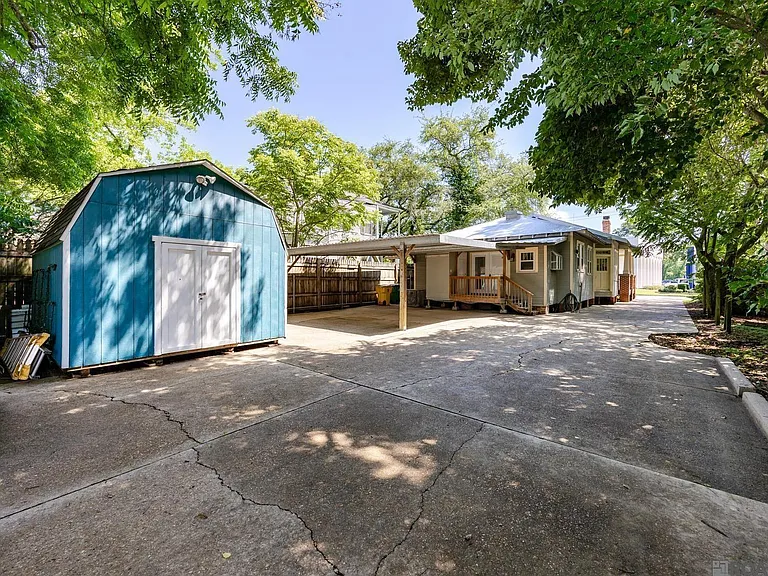 24030 Eden St — Photo 30