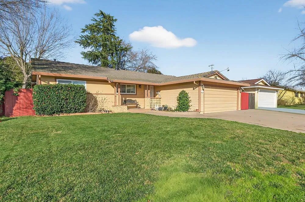 10649 Campana Way photo 1