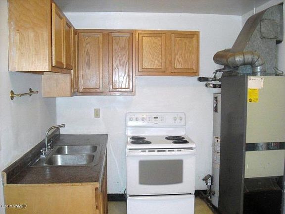 5th image of 65 Lamora Ave