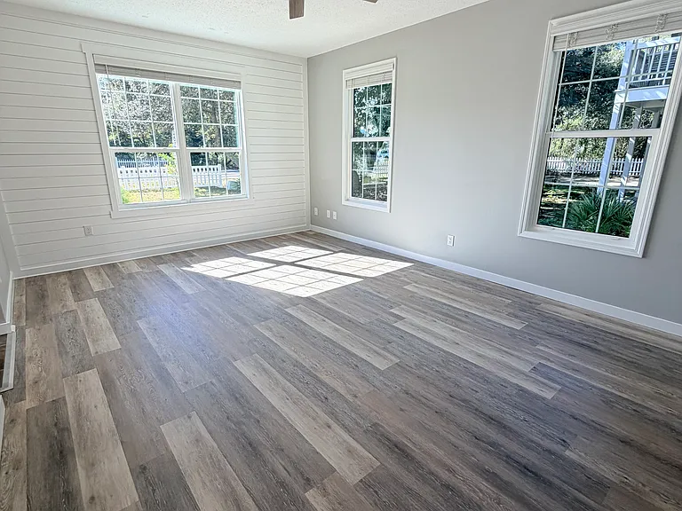 123 Seabreeze Cir — Photo 9